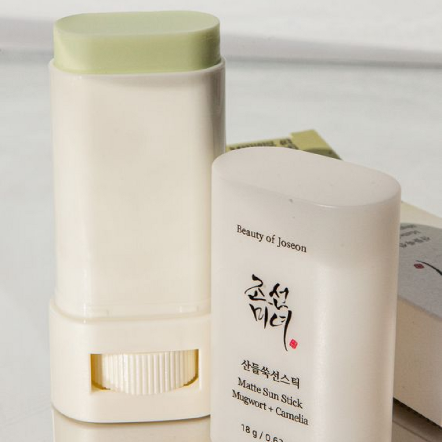 BEAUTY OF JOSEON Matte Sunscreen Stick : Mugwort+Camelia (SPF 50+ PA++++)