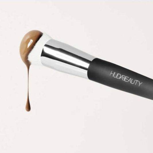 HUDA BEAUTY Easy Blur Base Brush - Brandz On Demand - Premium, 100% Original Beauty and Lifestyle Products - Pakistan