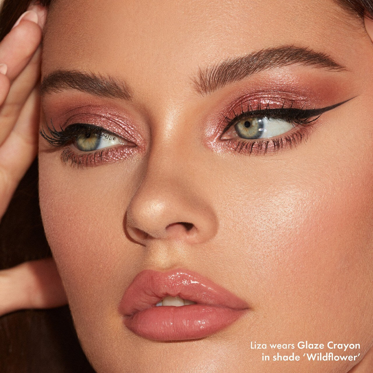 Iconic London - Glaze Dual Ended Eyeshadow Crayon