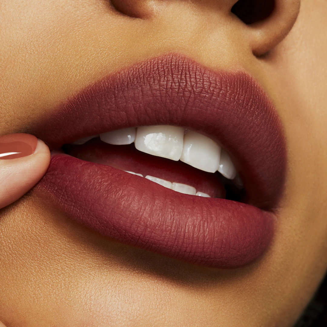 MAC - Powder Kiss Lipstick