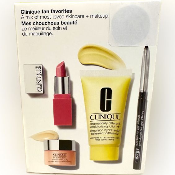 Clinique Fan Favorites Gift Set Eyeliner Lipstick Cosmetics Moisturizer