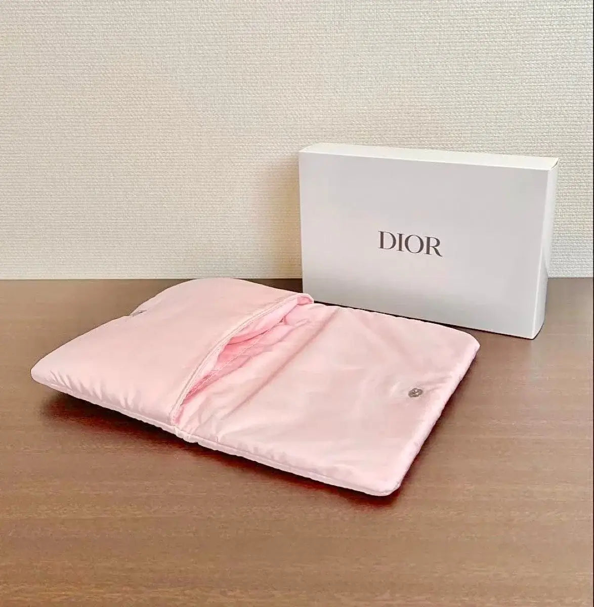 DIOR - Pink Novelty Clutch Pouch
