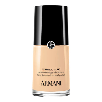 Armani Beauty - Luminous Silk Natural Glow Blurring Foundation.