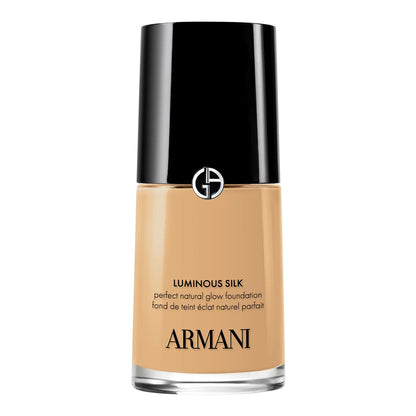 Armani Beauty - Luminous Silk Natural Glow Blurring Foundation.