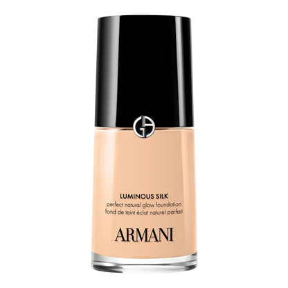 Armani Beauty - Luminous Silk Natural Glow Blurring Foundation.
