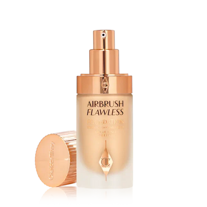 Charlotte Tilbury - Airbrush Flawless Blurring & Matte Full Coverage Foundation ( New look )