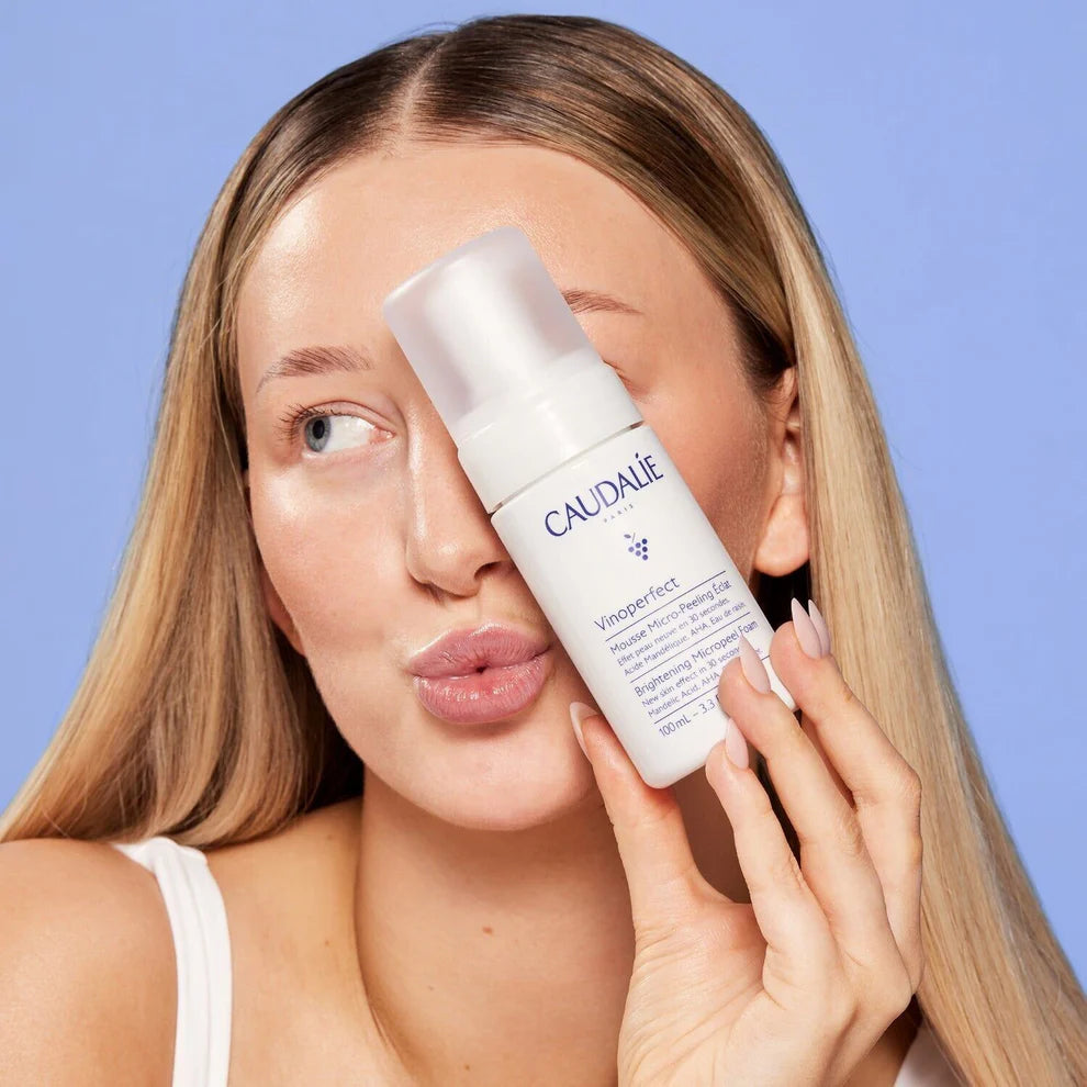 Caudalie - Vinoperfect Brightening Micropeel with Mandelic Acid (AHA) Cleansing Foam
