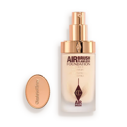 Charlotte Tilbury - Airbrush Flawless Blurring & Matte Full Coverage Foundation ( New look )