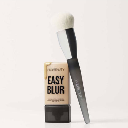HUDA BEAUTY Easy Blur Base Brush