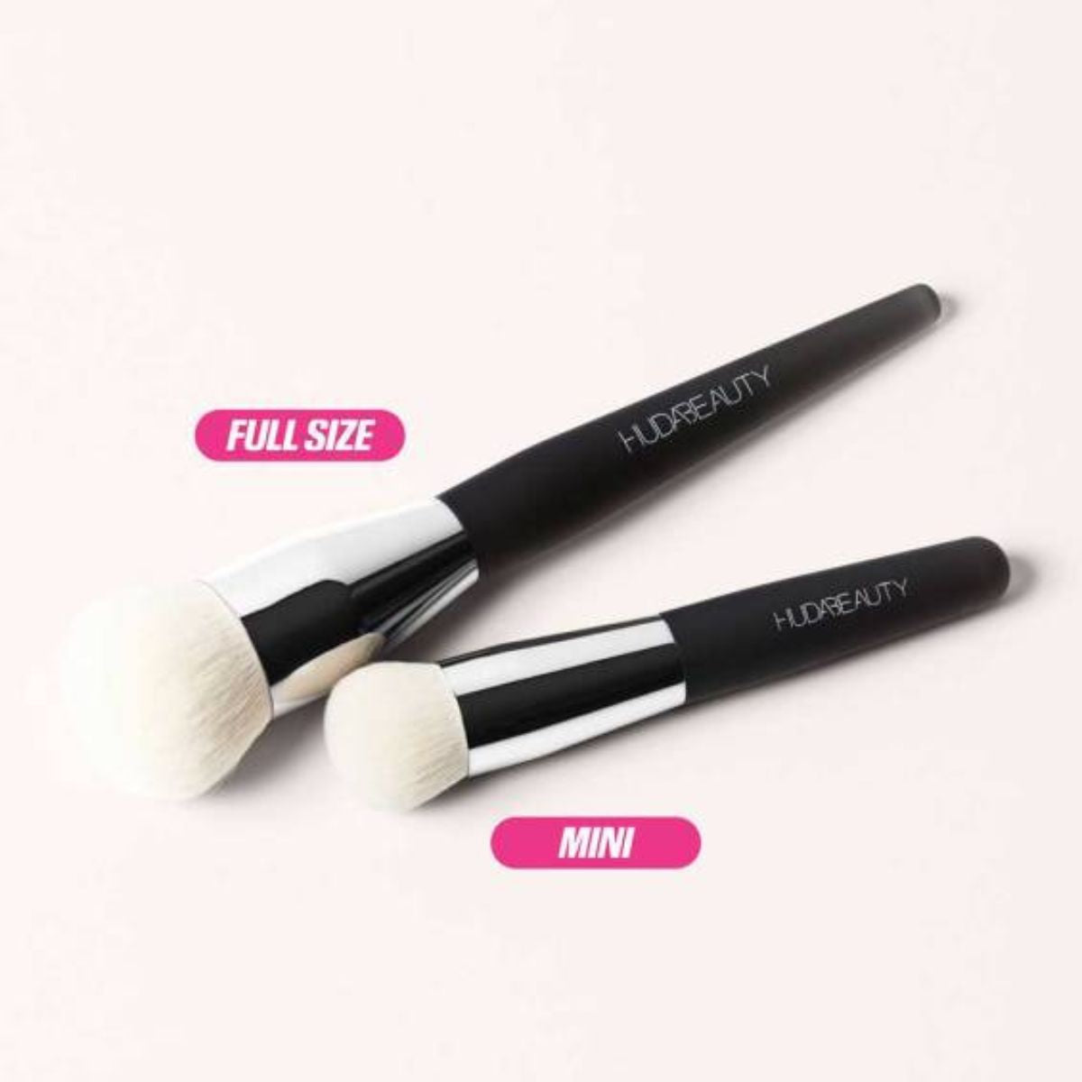 HUDA BEAUTY Easy Blur Base Brush