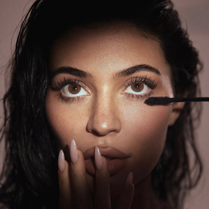 KYLIE COSMETICS - Kylash Volume Mascara (sample)