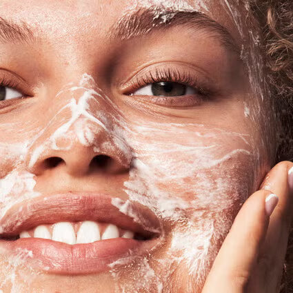 ELF - Blemish Breakthrough Acne Clarifying Cleanser
