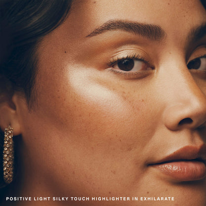 Rare Beauty - Positive Light Silky Touch Highlighter