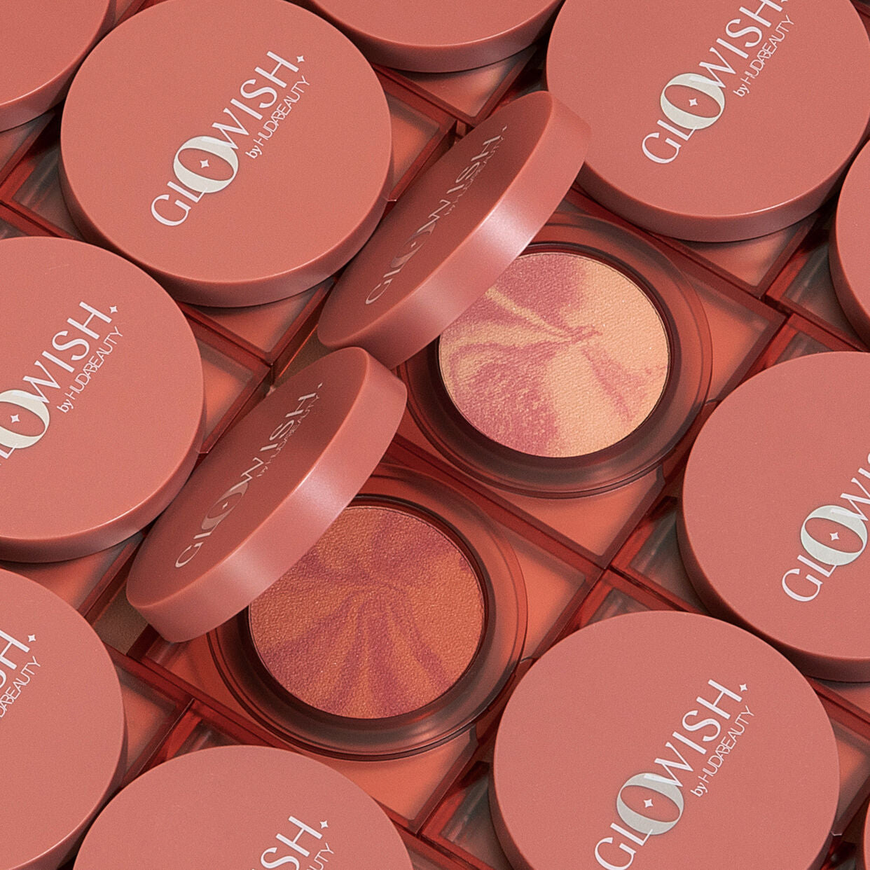 HUDA BEAUTY GloWish Cheeky Vegan Soft Glow Powder Blush