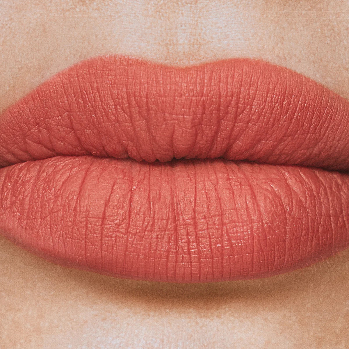 Kylie Cosmetics - Plumping Powder Matte Lip