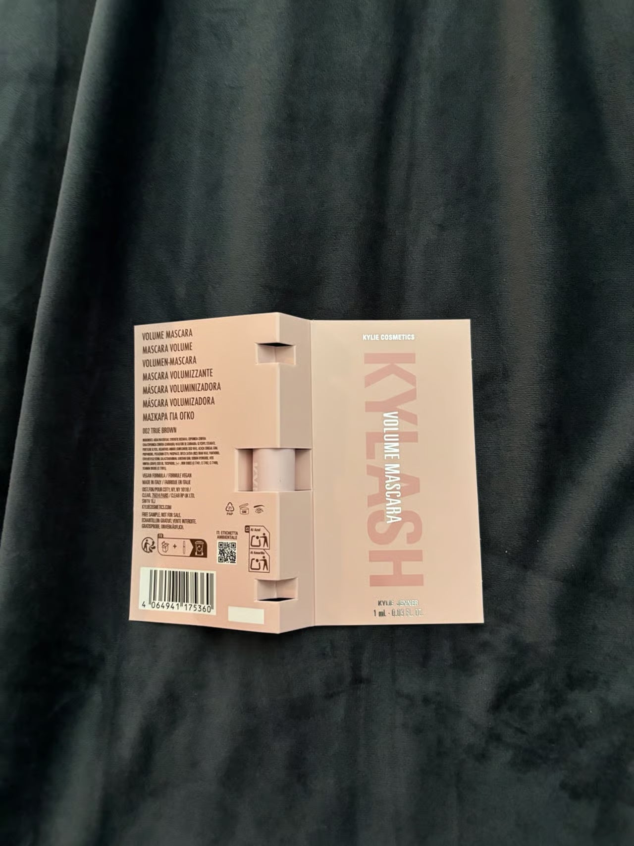 KYLIE COSMETICS - Kylash Volume Mascara (sample)