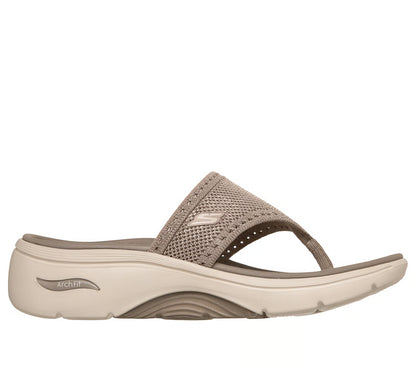Sketchers - GO WALK Arch Fit 2.0 Sandal - Ashley